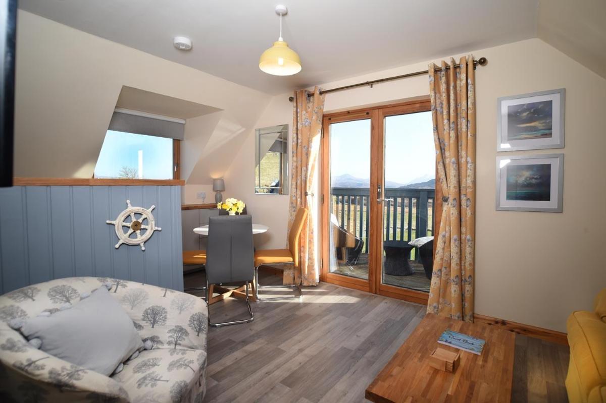 Rowan Cottage Self Catering Portree Bagian luar foto