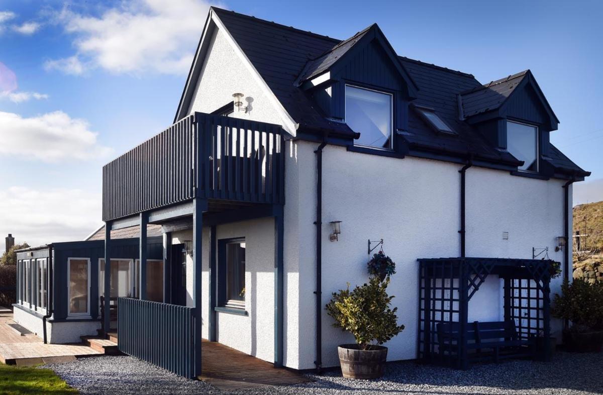 Rowan Cottage Self Catering Portree Bagian luar foto