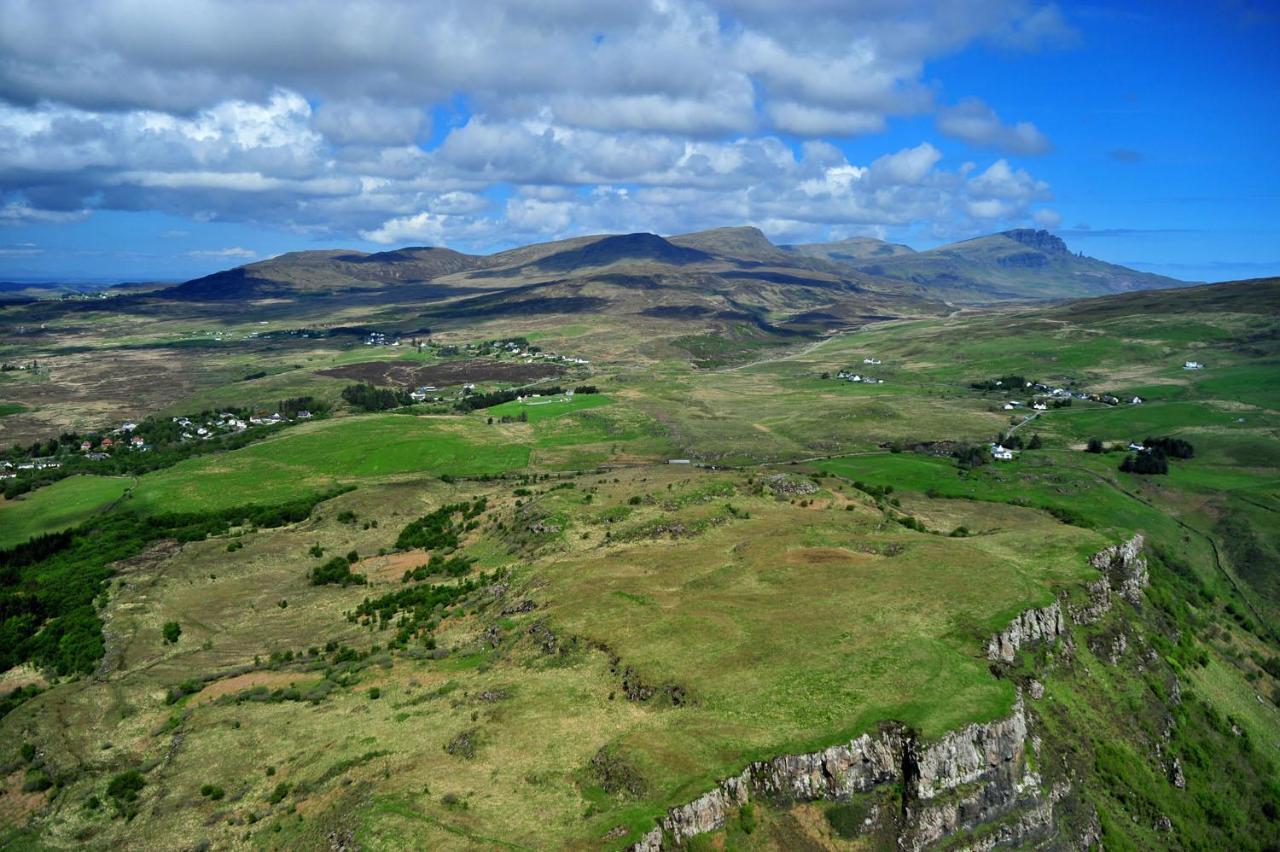 Rowan Cottage Self Catering Portree Bagian luar foto